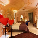 Hotel Crassus Cave 2*