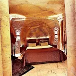 Crassus Cave 2* Ürgüp