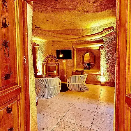 Crassus Cave Hotel