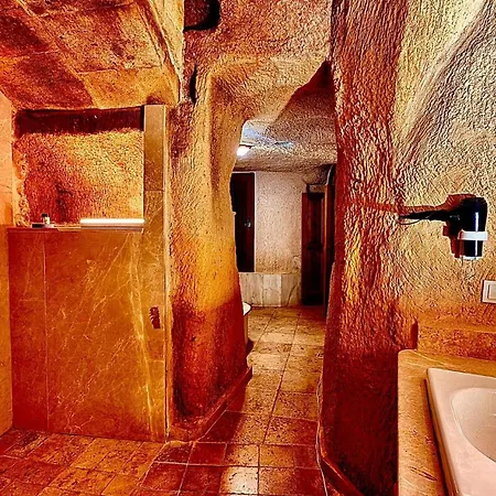 Crassus Cave Hotel