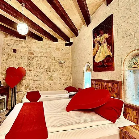Crassus Cave Hotel 2*