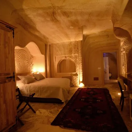 Crassus Cave Hotel